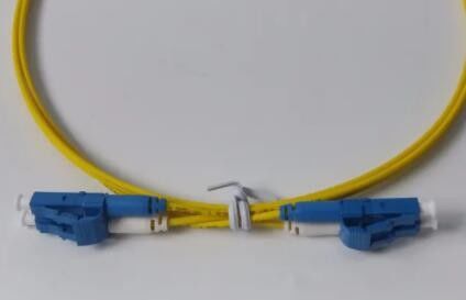 Желтый ботинок краткости гибкого провода оптического волокна SC LC ВОКРУГ DX