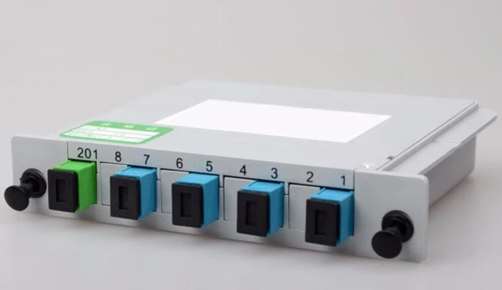 Штепсельная вилка PLC SC UPC Splitter 1X4 оптического волокна кассеты пассивная по своему типу